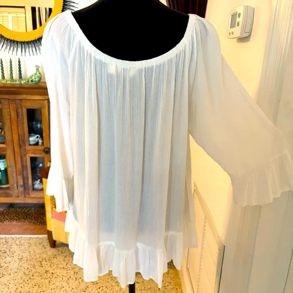 RIVER & ROSE White Long Sleeve Crinkle Pullover Top! Excellent condition! Medium - Picture 4 of 10